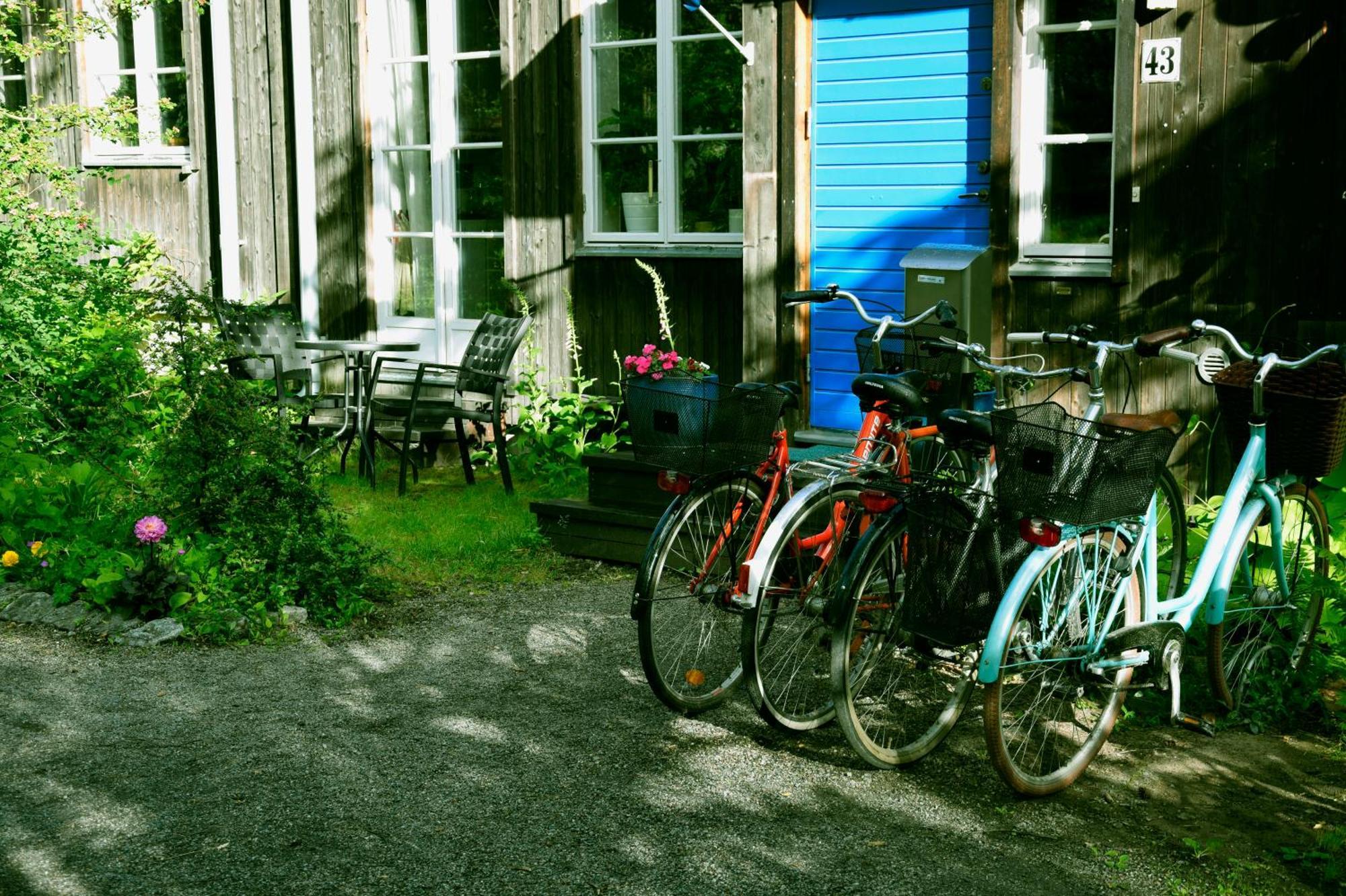 B&B Eco-Village 12 Min From City Stockholm Exterior photo
