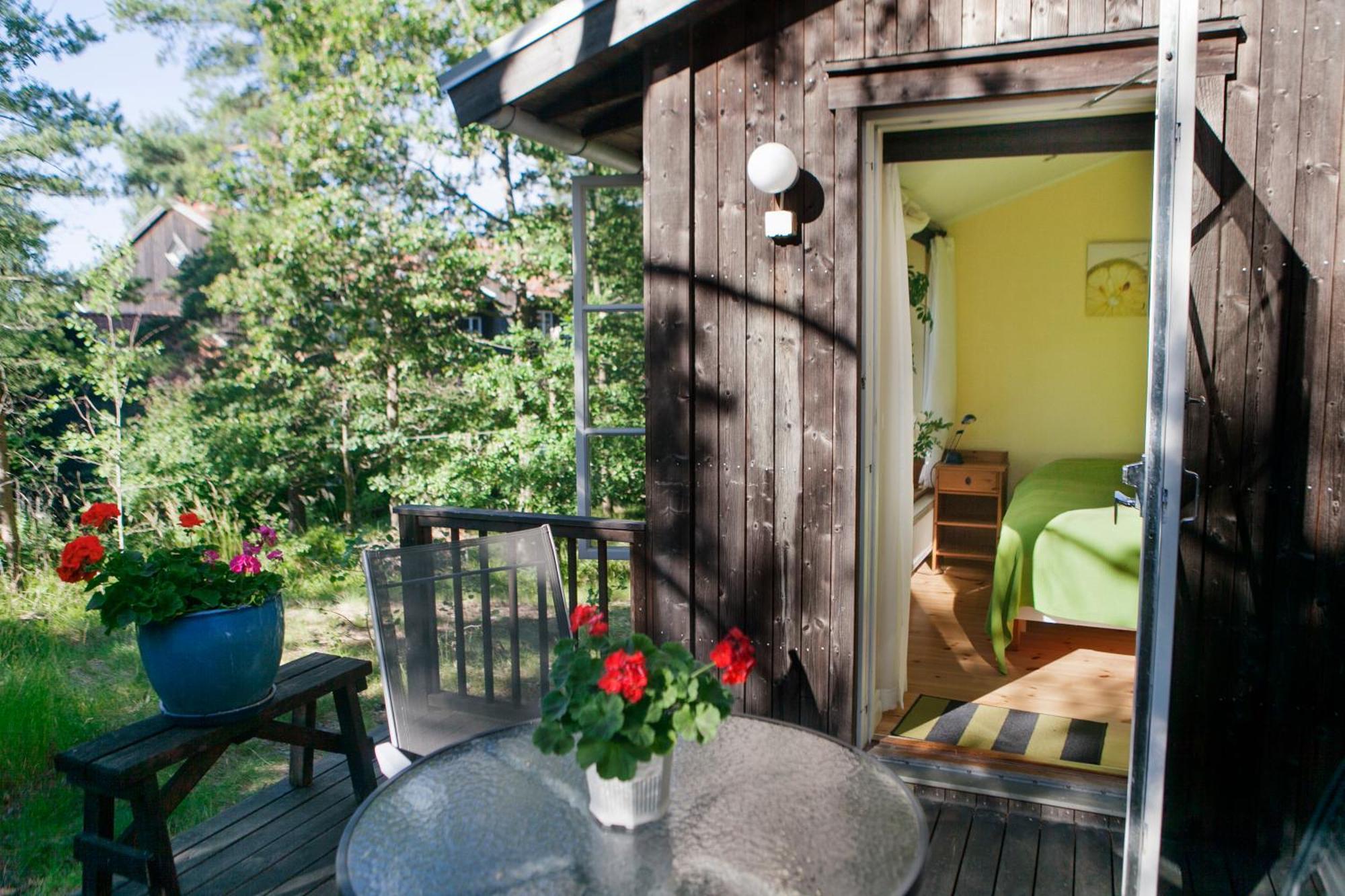 B&B Eco-Village 12 Min From City Stockholm Exterior photo